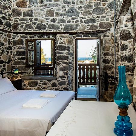 SkálaPlousiadi΄S Stone House公寓 外观 照片