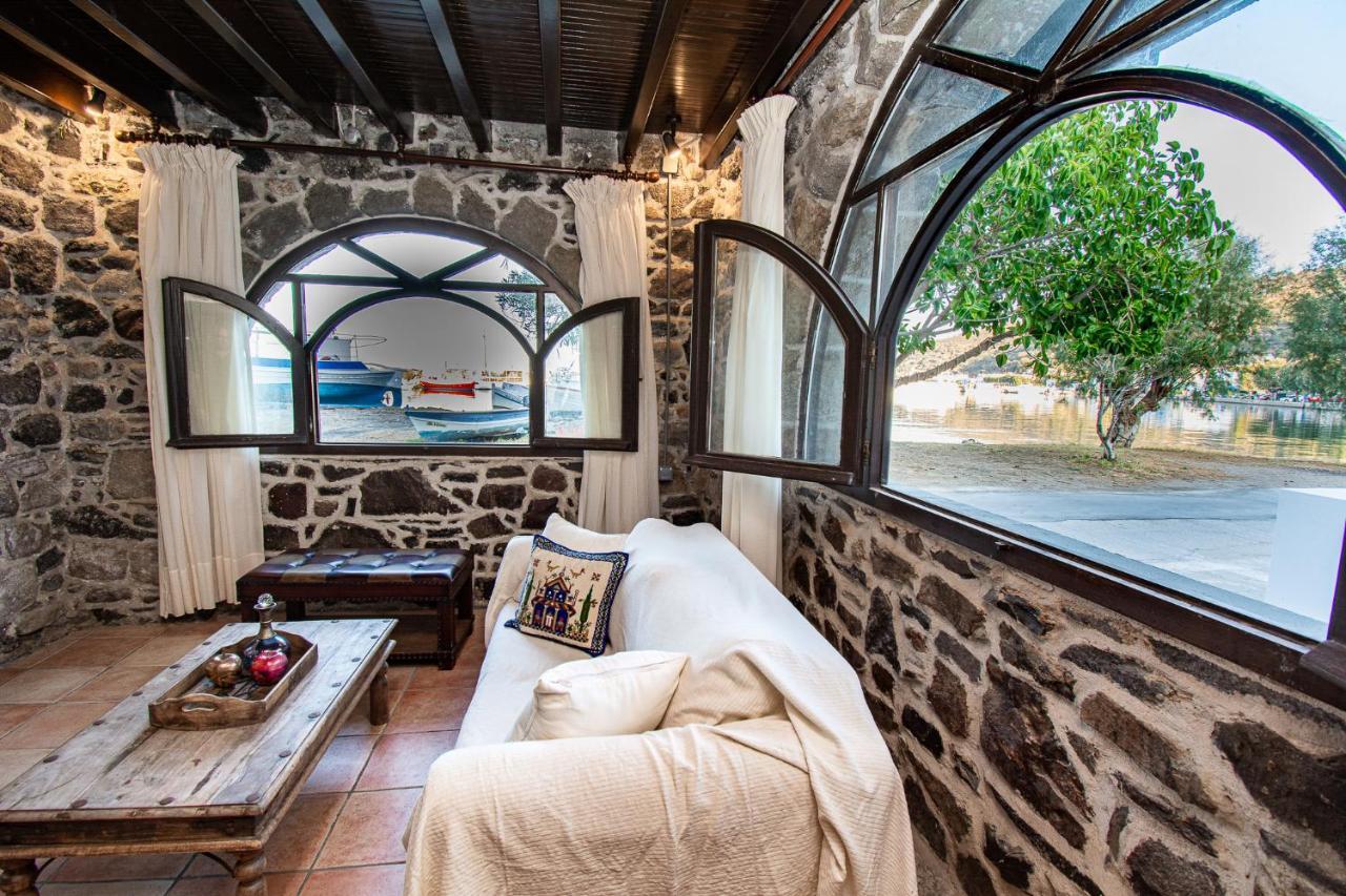 SkálaPlousiadi΄S Stone House公寓 外观 照片