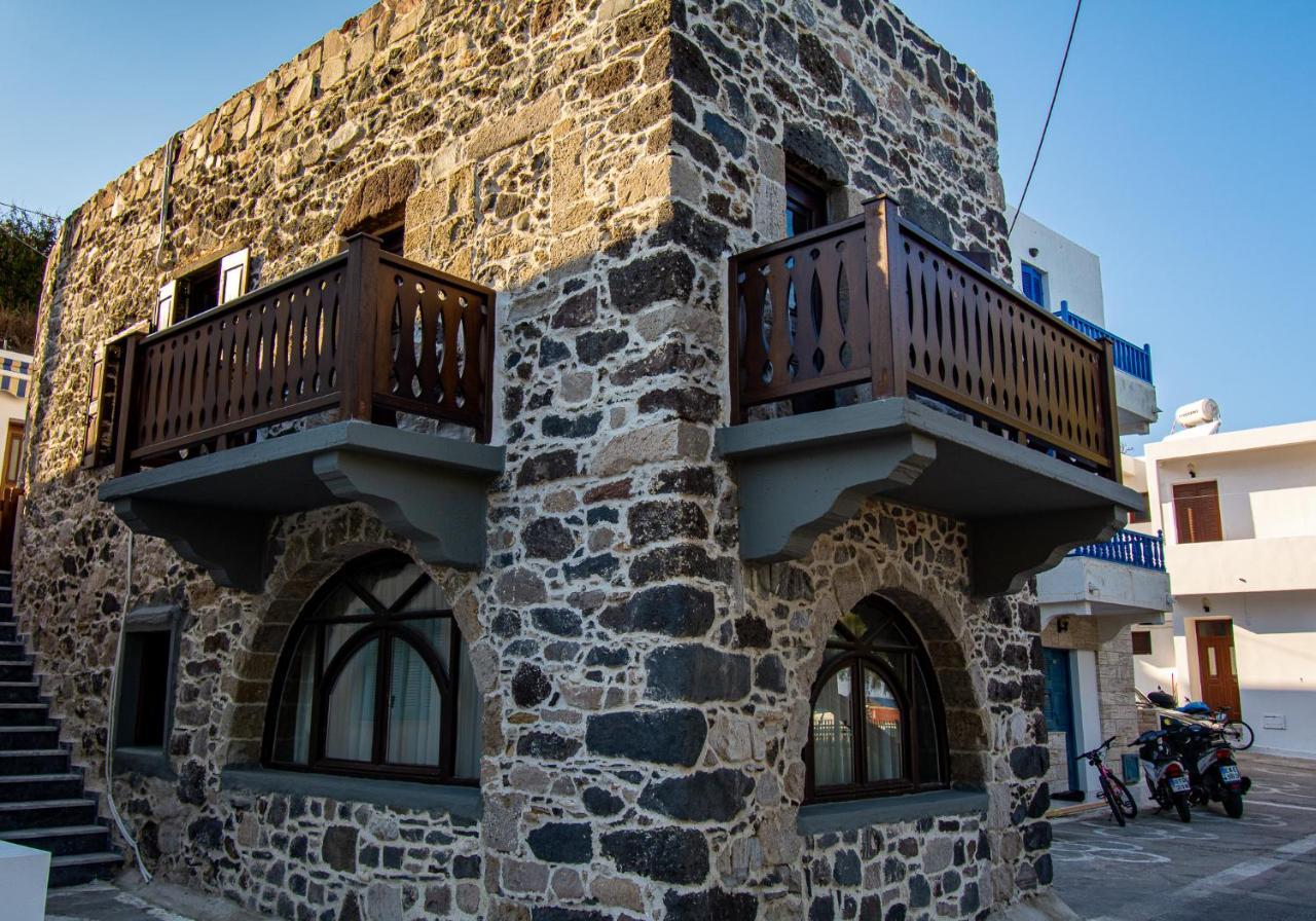 SkálaPlousiadi΄S Stone House公寓 外观 照片