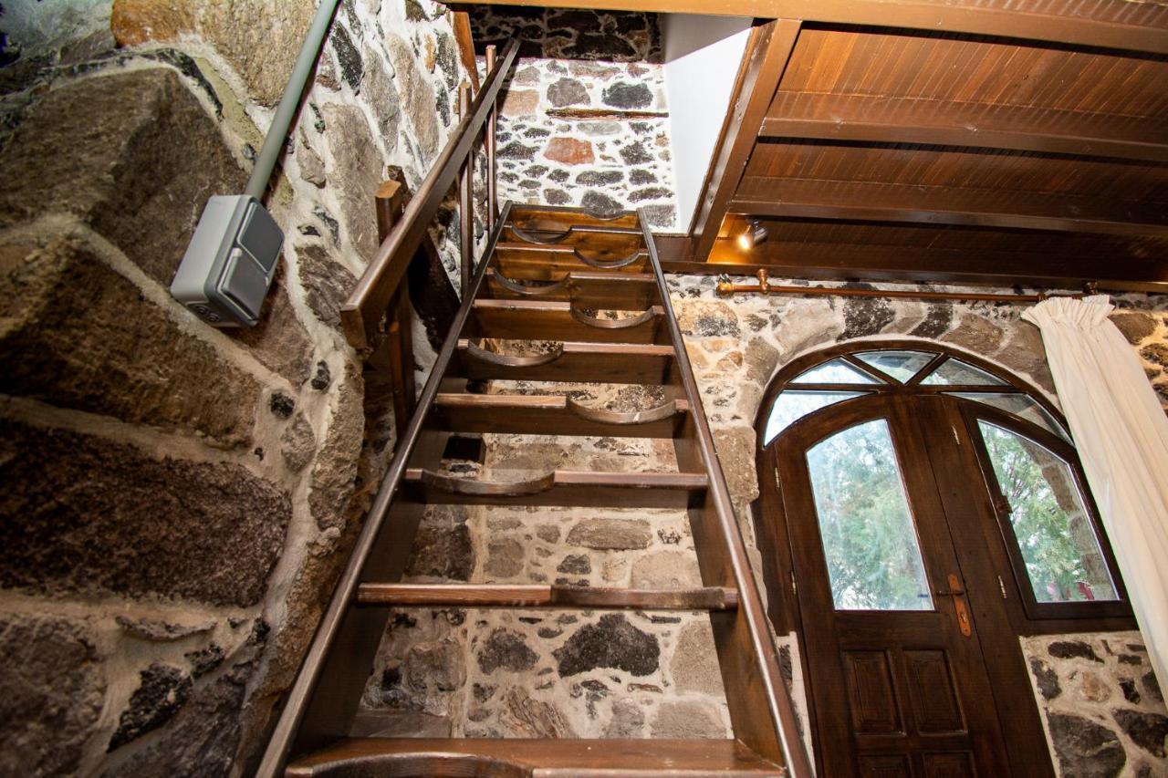 SkálaPlousiadi΄S Stone House公寓 外观 照片