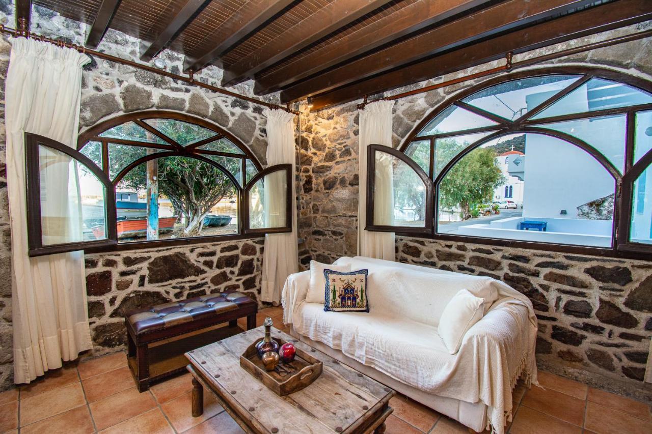 SkálaPlousiadi΄S Stone House公寓 外观 照片