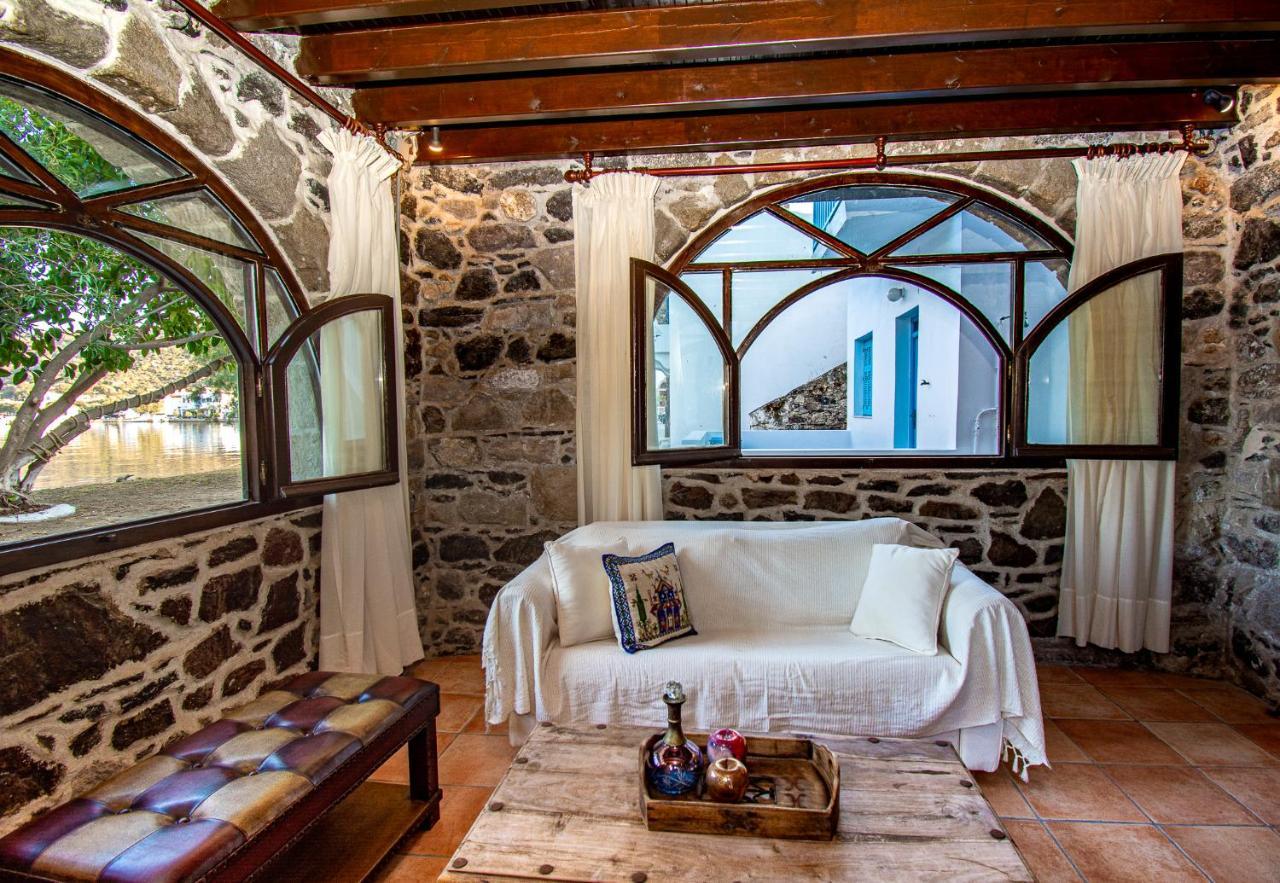 SkálaPlousiadi΄S Stone House公寓 外观 照片
