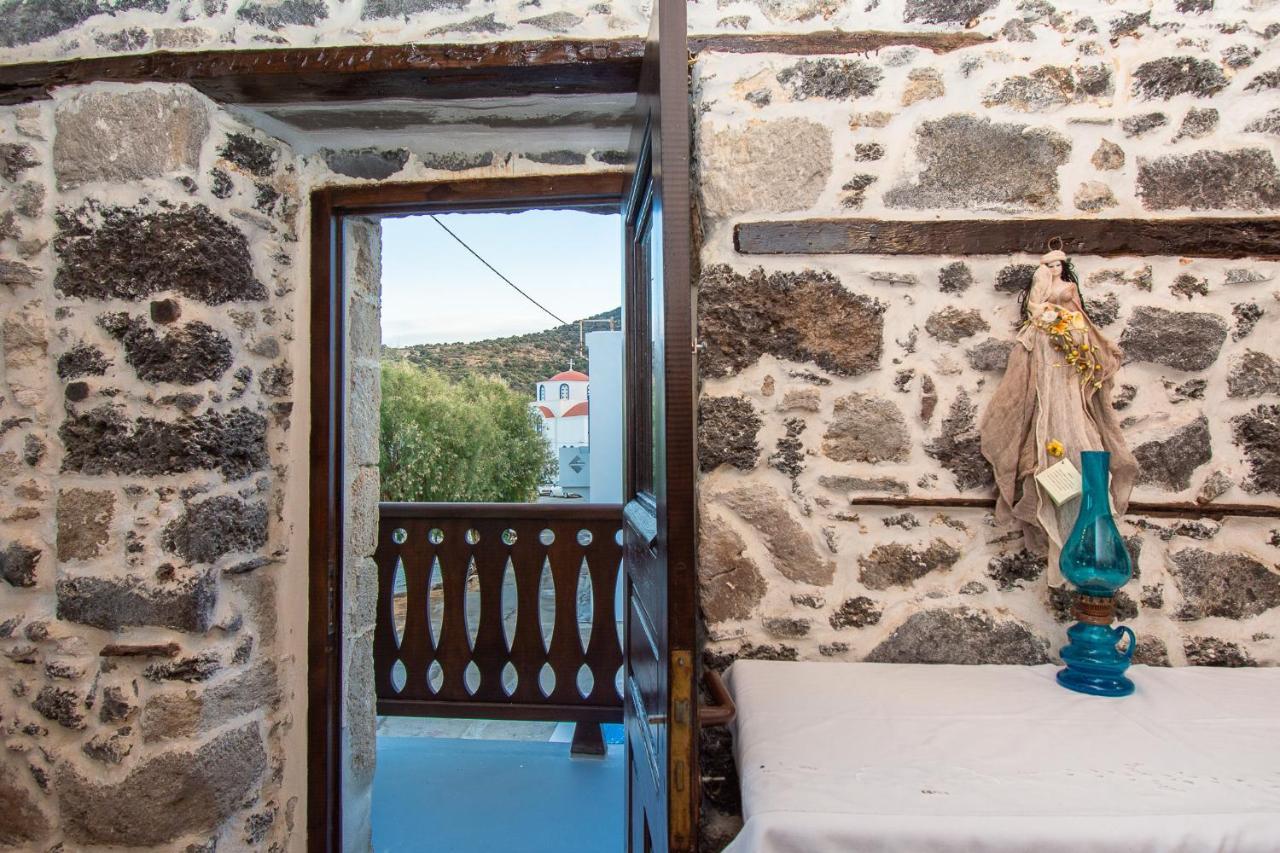 SkálaPlousiadi΄S Stone House公寓 外观 照片