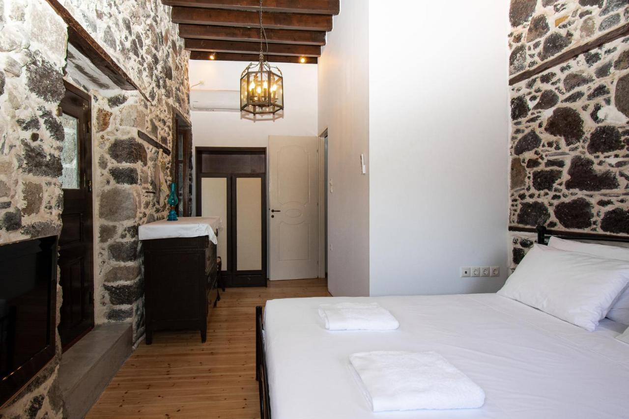 SkálaPlousiadi΄S Stone House公寓 外观 照片