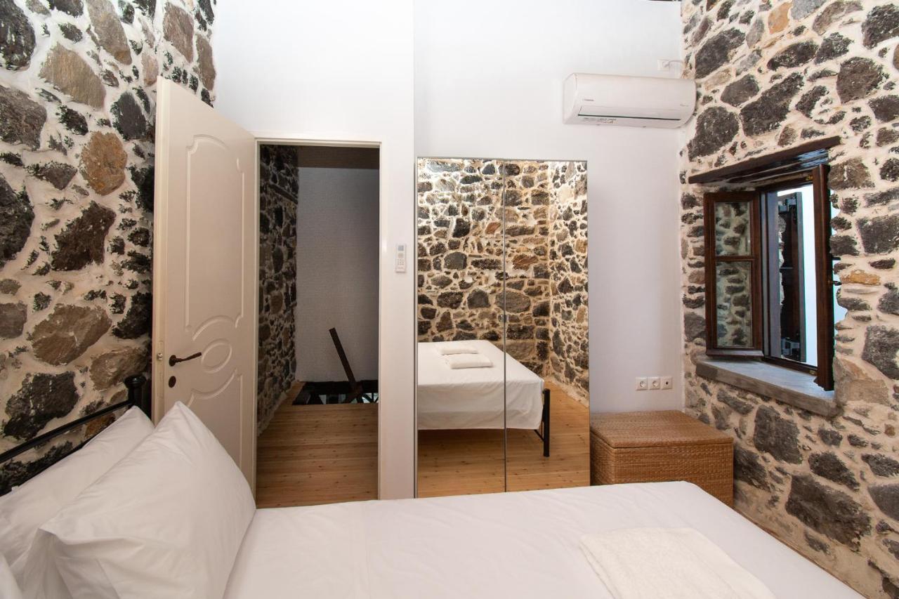 SkálaPlousiadi΄S Stone House公寓 外观 照片