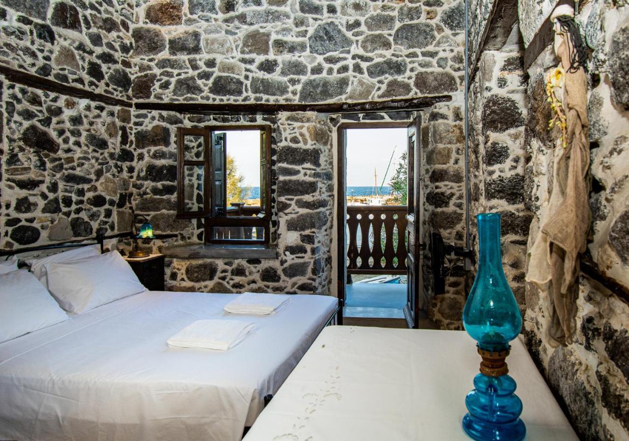 SkálaPlousiadi΄S Stone House公寓 外观 照片